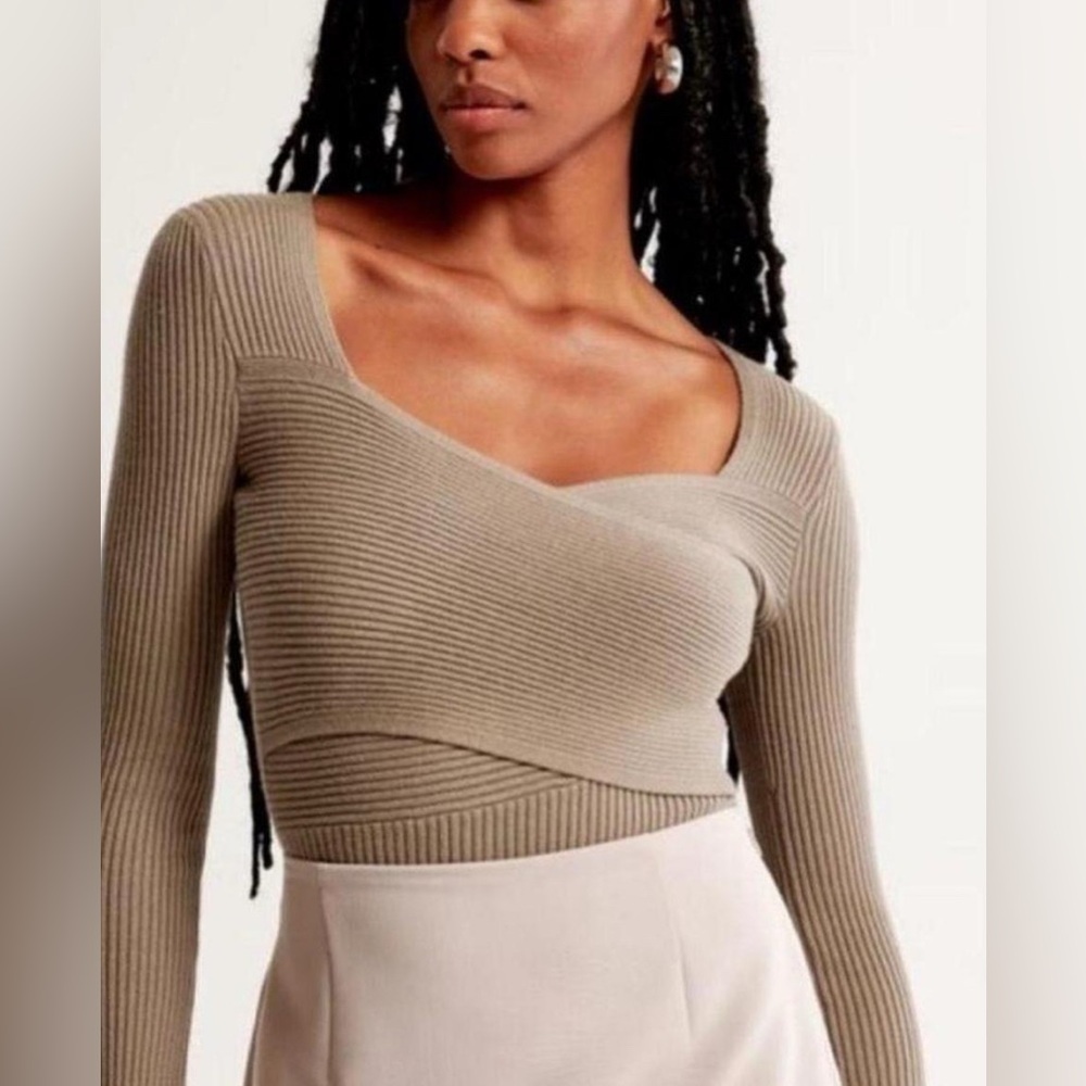 Abercrombie and Fitch Luxeloft Wrapped Crop
Sweater